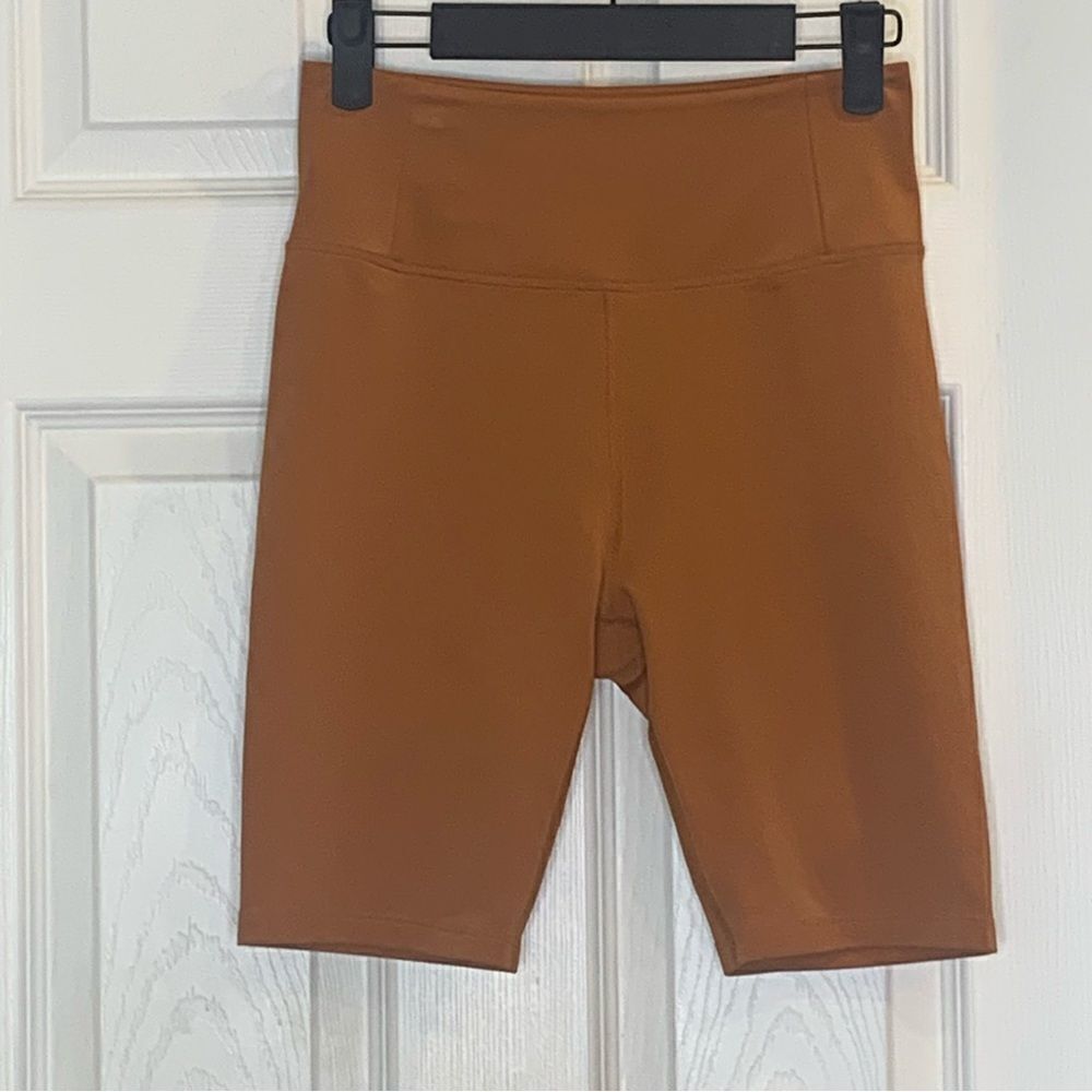 Girlfriend Collective Caramel High-Rise Bike Short Size Medium